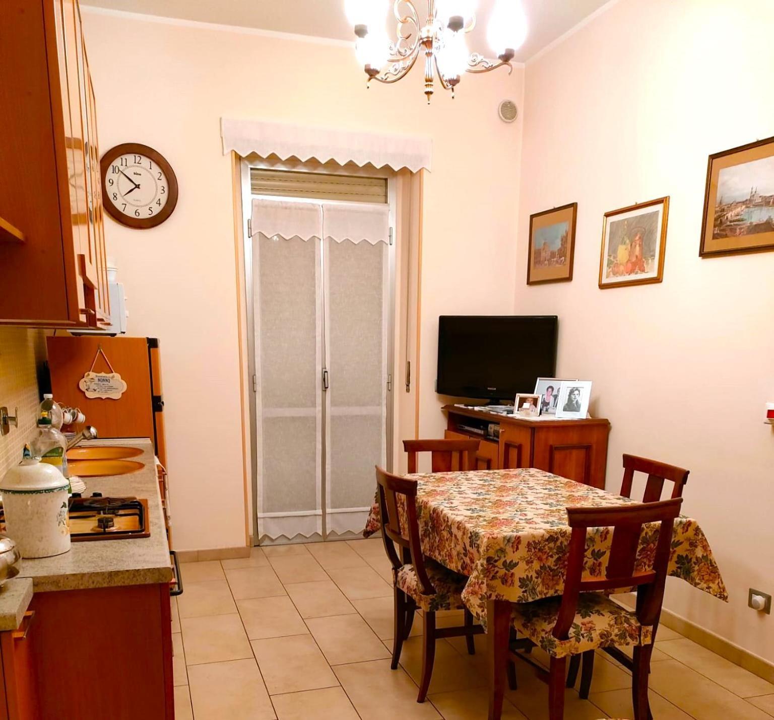 A Casa Di Anri Appartement Turijn Buitenkant foto